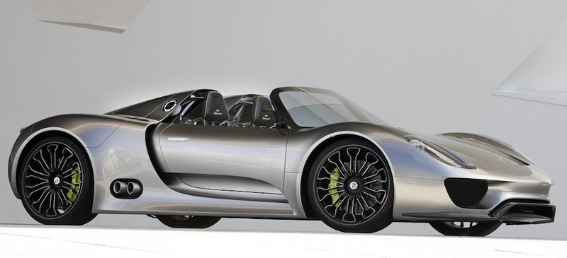 Illustration for article titled Ten Concept Cars That Were Worse Than The Production Versions